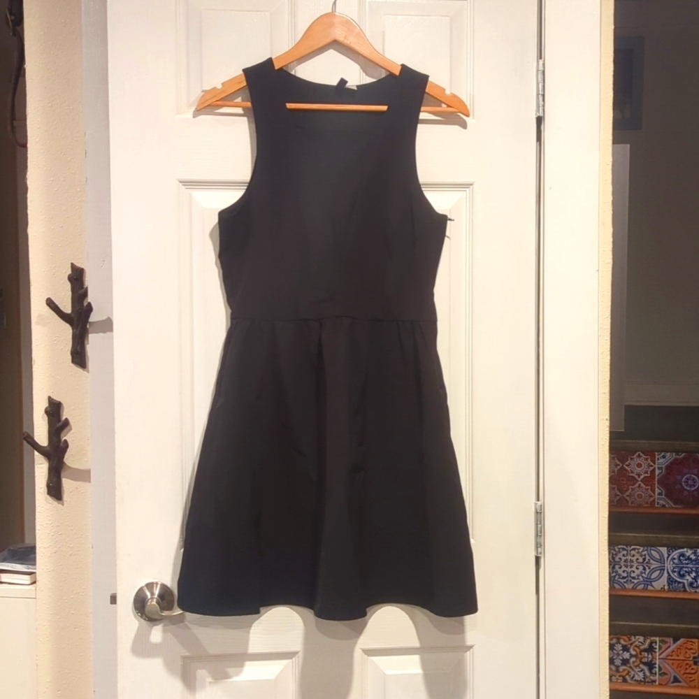 The BEST little black dress